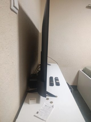 Smart TV TCL 55 con 2 mandos