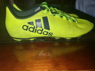 Scarpe da calcio per erba
