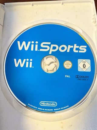 Nintendo Wii Bianca + 2 Manette + 2 Volanti
