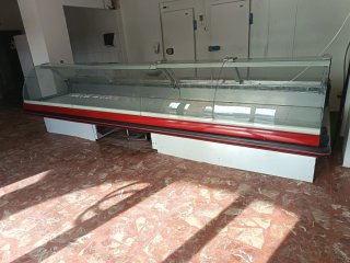 Vitrina charcutería refrigerada (precio en mensaje