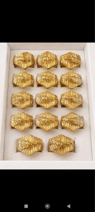 Anillos Versace Dorados y Negros