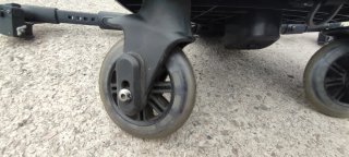 Asiento con ruedas para carrito de bebé