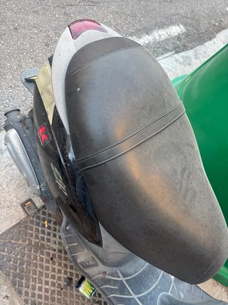 Piaggio Zip Aire Scooter Negra