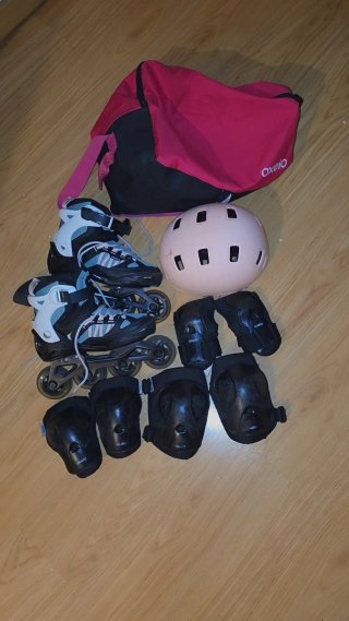 Patines en línea   32-35 con casco y protecciones