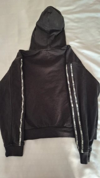 Sudadera Levi's Negra con Logo Lateral