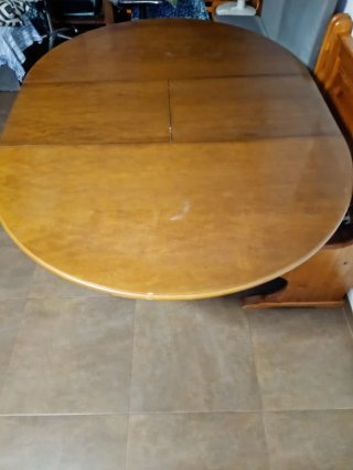 Mesa de madera maciza