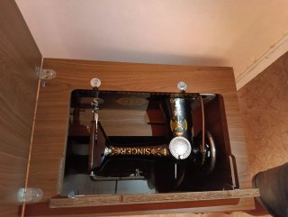 Máquina de coser Singer antigua