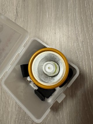 Linterna frontal LED recargable
