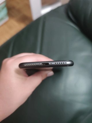 iPhone 8 64 GB Negro con caja, cargador y jack