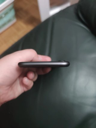 iPhone 8 64 GB Negro con caja, cargador y jack