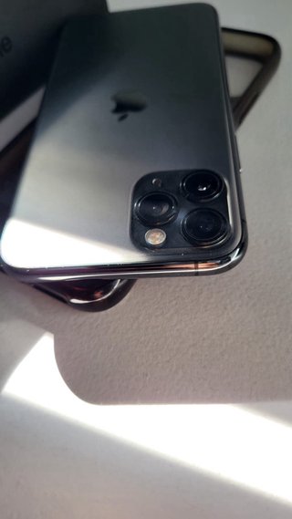 iPhone 11 Pro 512GB Space Gray (Leer descripción)