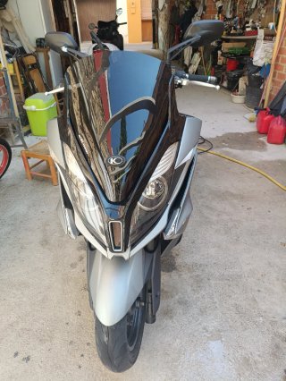 Kymco Superdink Maxi Scooter Gris/Negro