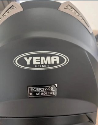Casco de moto Yema