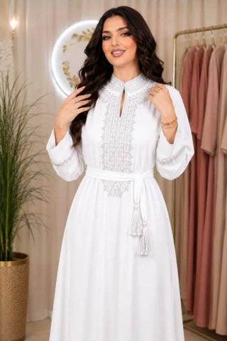 Vestido Caftán Moderno con Bordado