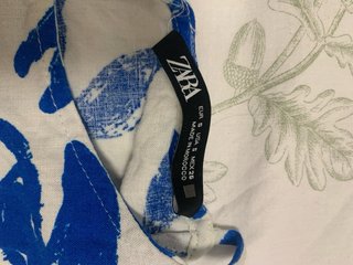 Blusa Zara Estampada Azul y Blanca