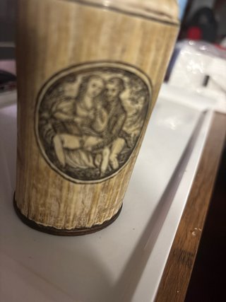 Caja Siglo XIX Velero Cipper Escenas Románticas
