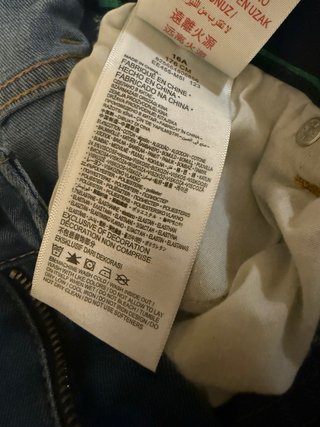 Pantalón corto Levi's T. 16 años