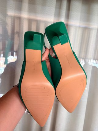 Zapatos de tacón verdes para mujer