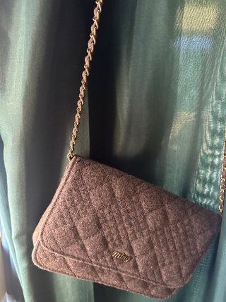 Bolso Mustang Gris acolchado