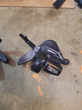 Pulsadores Shimano 3x8