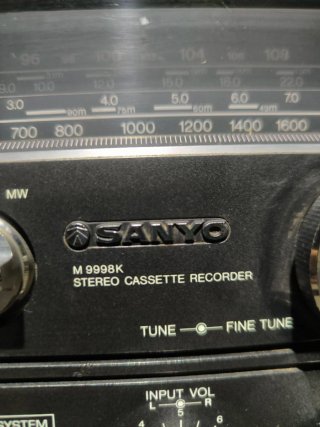 radiocasete Sanyo M9998K de colección años 70 USA