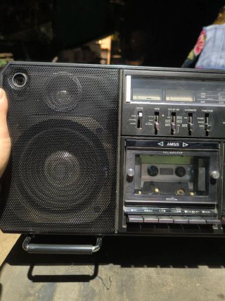 radiocasete Sanyo M9998K de colección años 70 USA