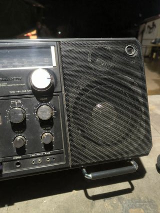 radiocasete Sanyo M9998K de colección años 70 USA