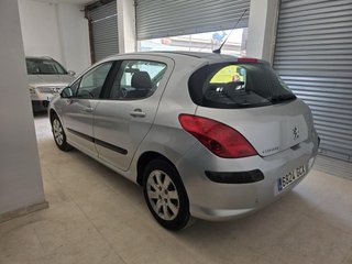 Peugeot 308 2010