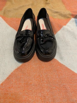 Scarpe nere in vernice