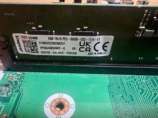 Placa base HP Intel i300 + 8GB DDR5 RAM (LEER)