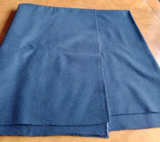 Corte de tela paño azul marino
