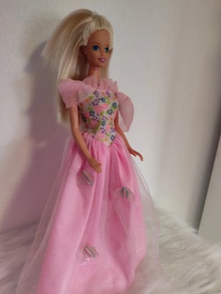 Barbie vintage vestido floral rosa
