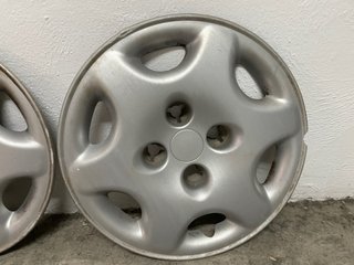 3 Tapacubos 14” Citroën Berlingo