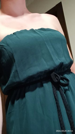 Vestido verde sin tirantes S-M