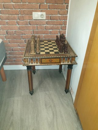 Scacchiera in legno artigianale