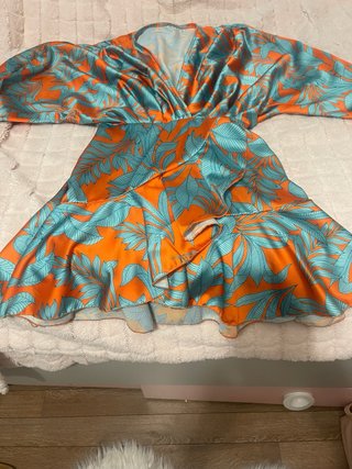 Vestido fino manga larga estampado