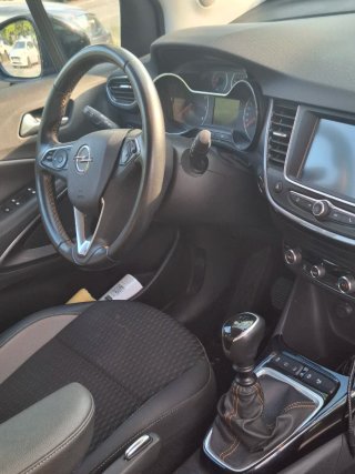 Opel Crossland X 2019