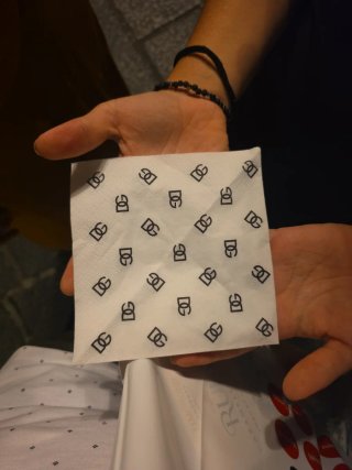 Pañuelo de papel Dolce & Gabbana Edición limitada.