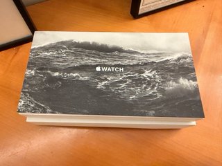 Apple Watch Ultra 2 con correas