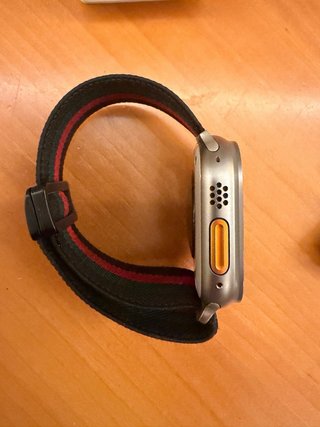 Apple Watch Ultra 2 con correas