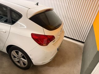 Opel Astra 2015