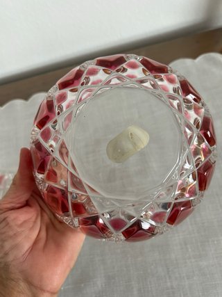 Bombonera cristal con tapa dorada