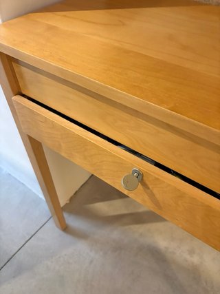 Mueble auxiliar de madera