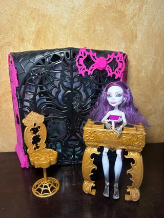 Monster High - Spectra Vondergeist