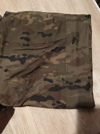 Traje Tormenta Militar Pixelado Boscoso Talla S