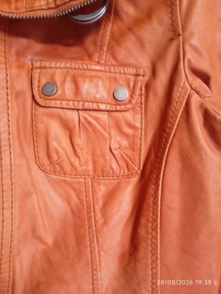 Chaqueta Cuero Genuino Naranja Bershka Talla L