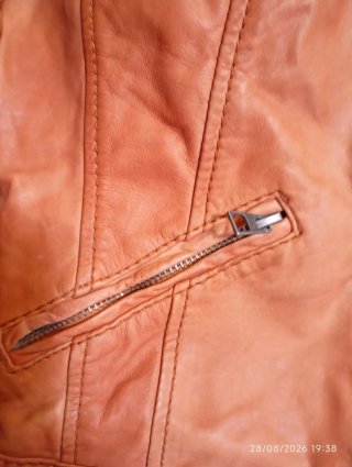 Chaqueta Cuero Genuino Naranja Bershka Talla L