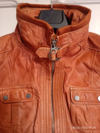 Chaqueta Cuero Genuino Naranja Bershka Talla L