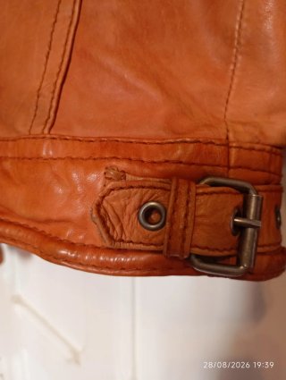 Chaqueta Cuero Genuino Naranja Bershka Talla L