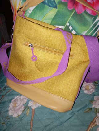 ( NUEVO ) Bolso Caminatta Otoñal Amarillo y Morado